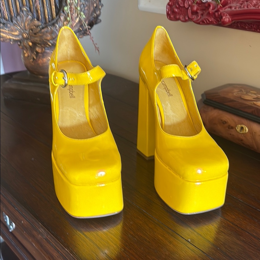Jeffery Campbell Yellow Platform Mary Jane Shoes size 7